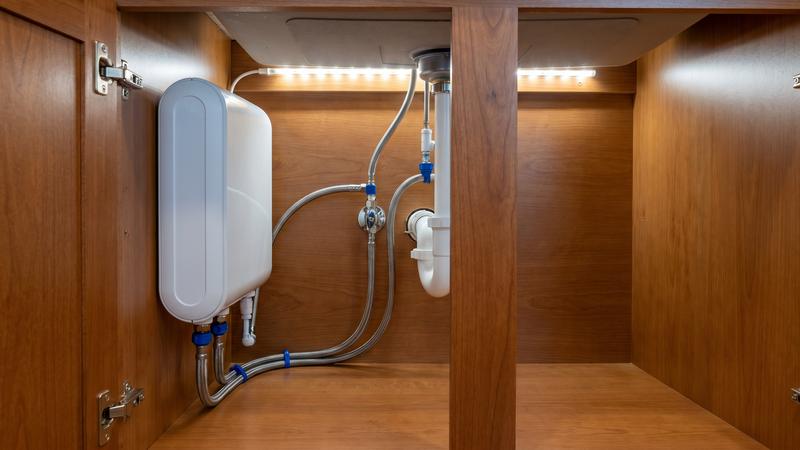 Tankless RO Systems: The Growing Trend in Compact Water Purification